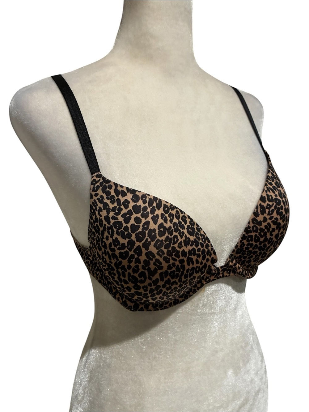 Victoria Secret Leopard Print Push-Up Bra - Women Intimates Convertible Straps.